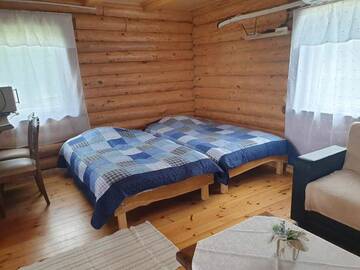 Фото номера Семейный номер с видом на озеро Загородные дома Miego klinika 2 -POILSIUI г. Kelmė 11